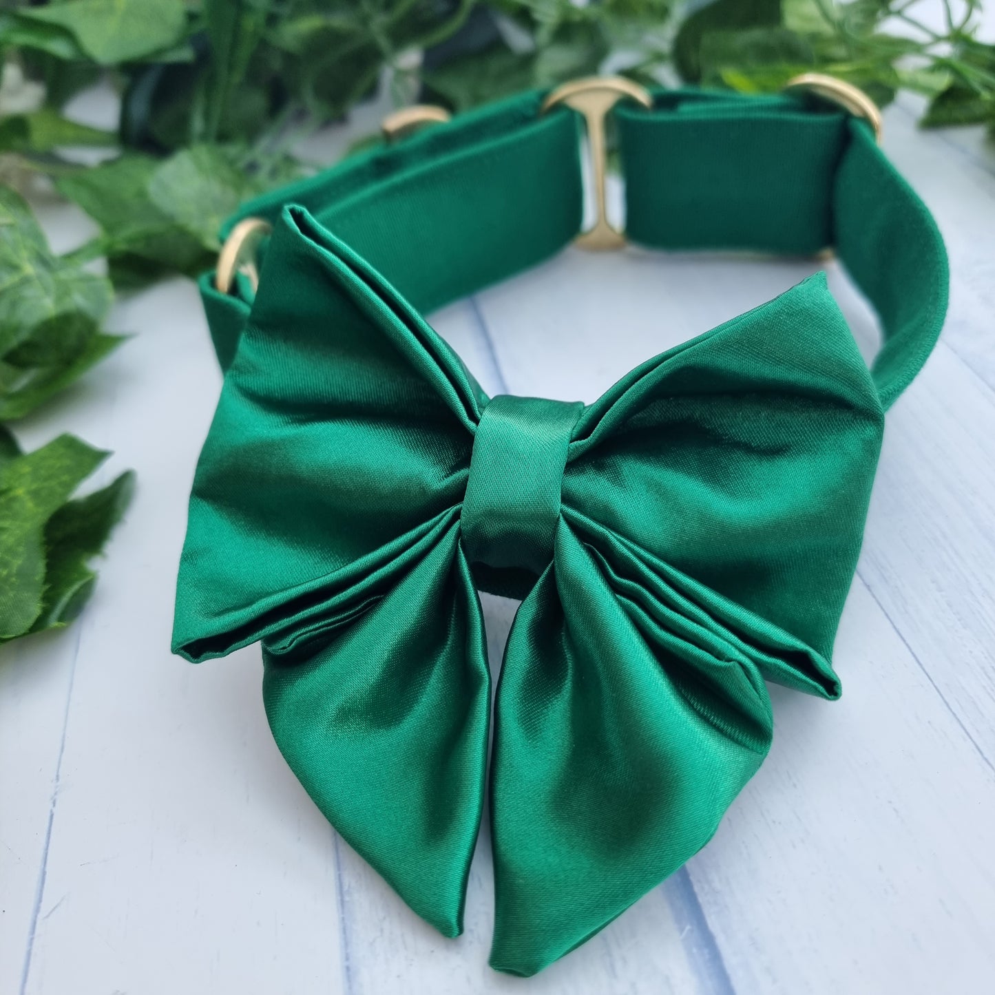 Green Satin bow tie