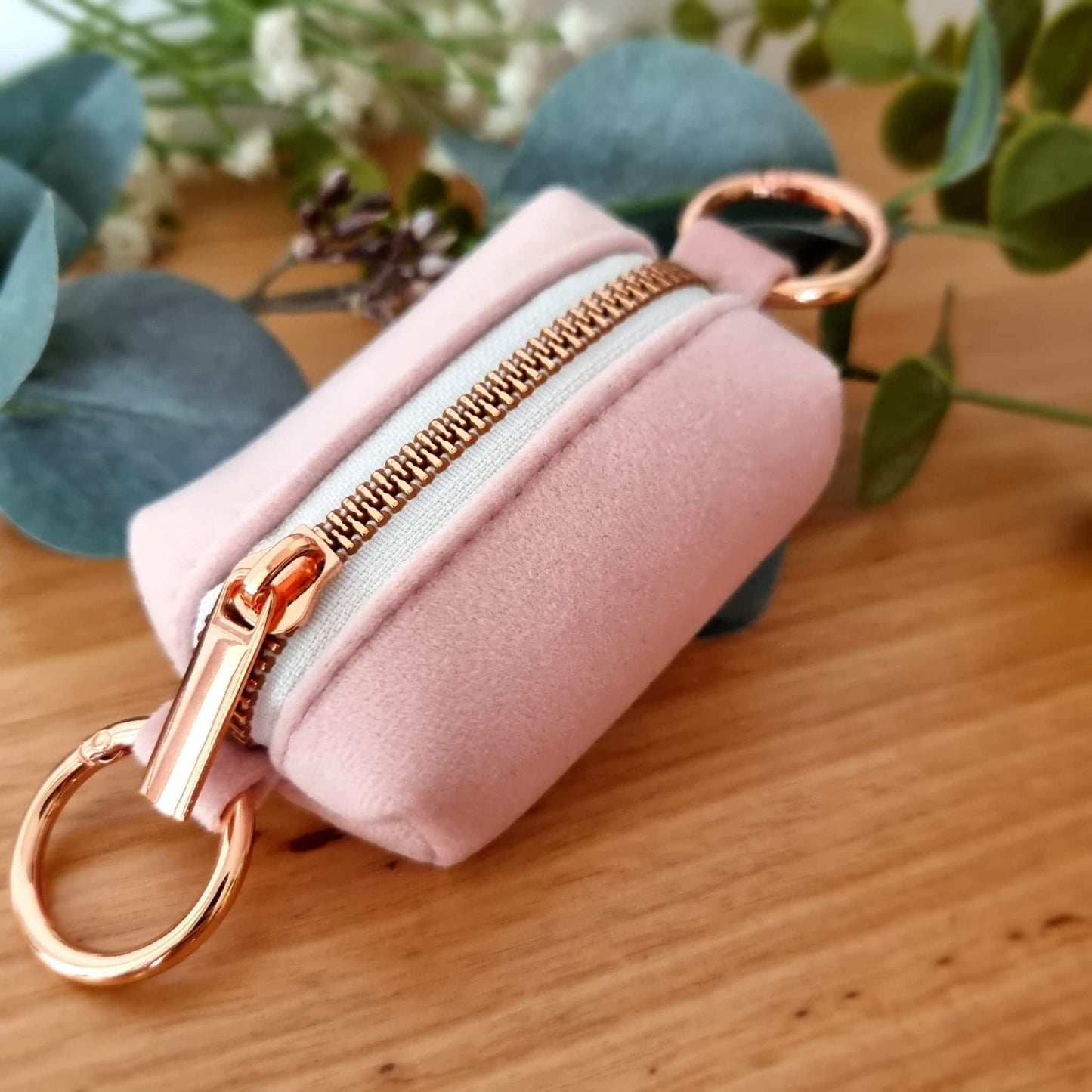 Dusty pink leash