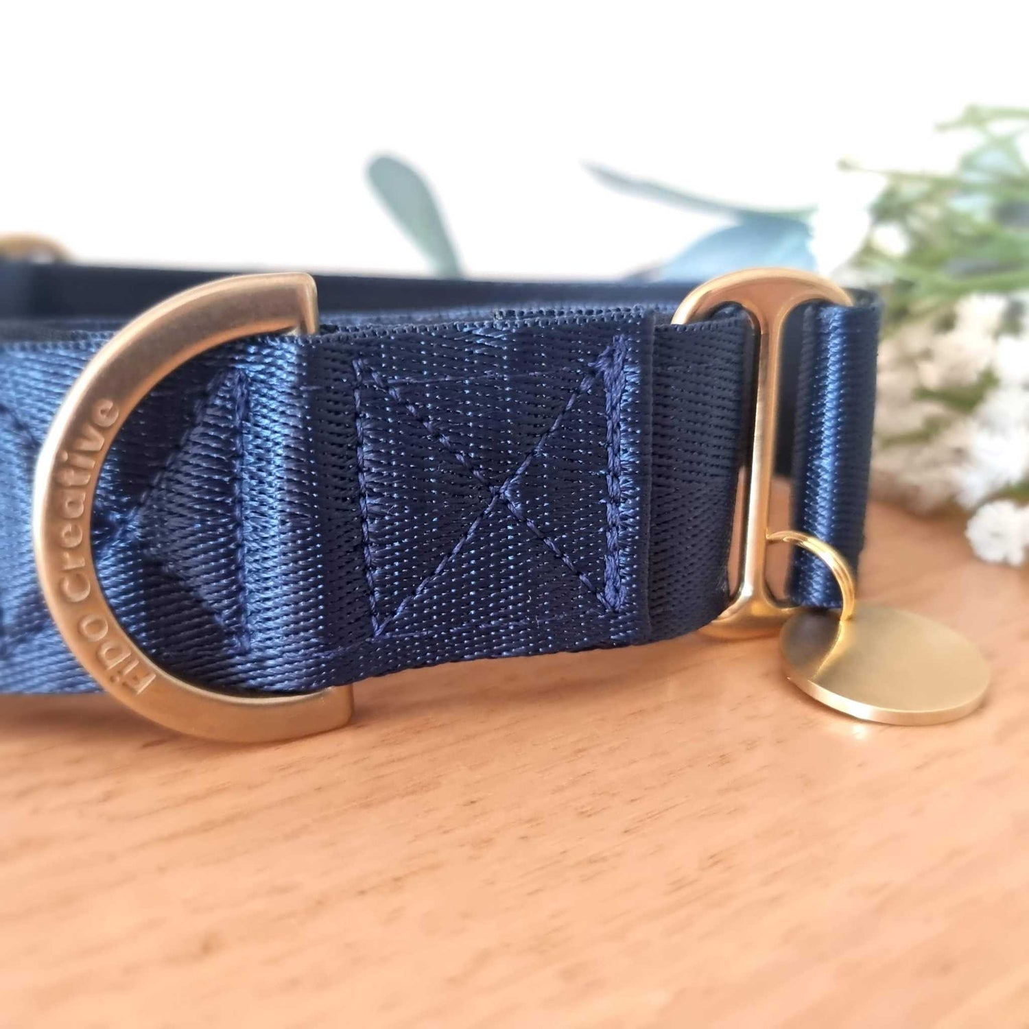 Blue martingale collar