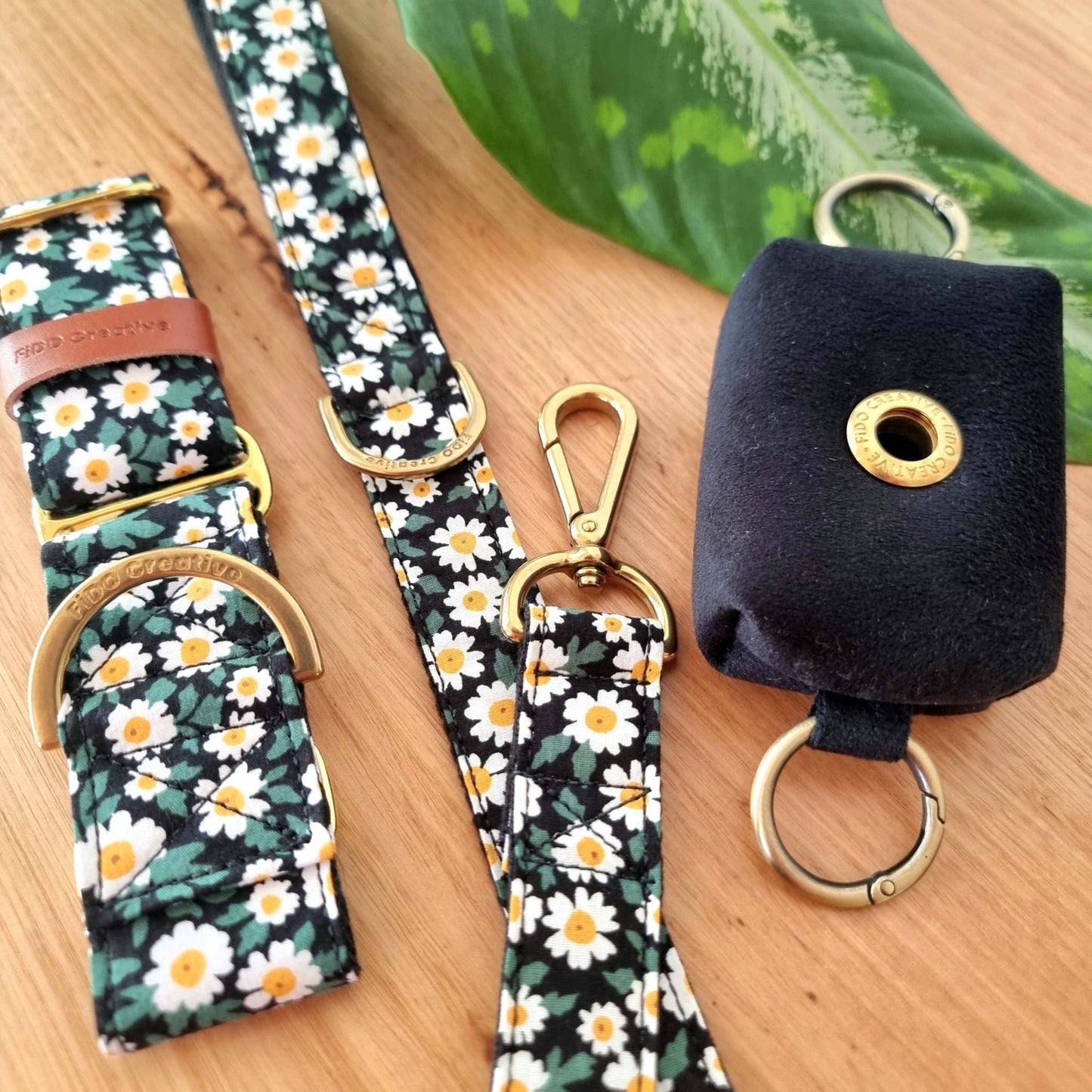 flower dog collar accessories