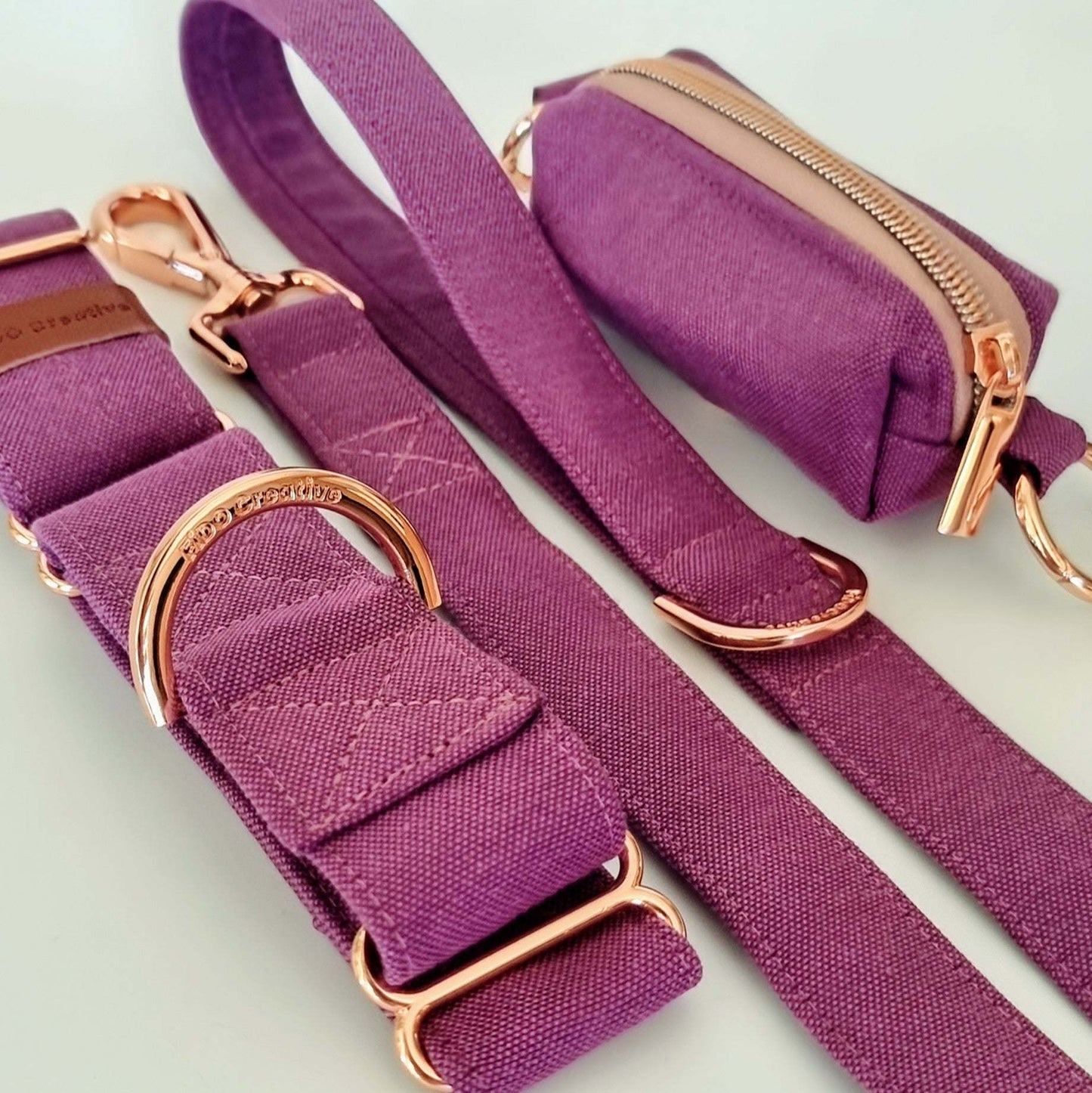 Passiona purple dog leash