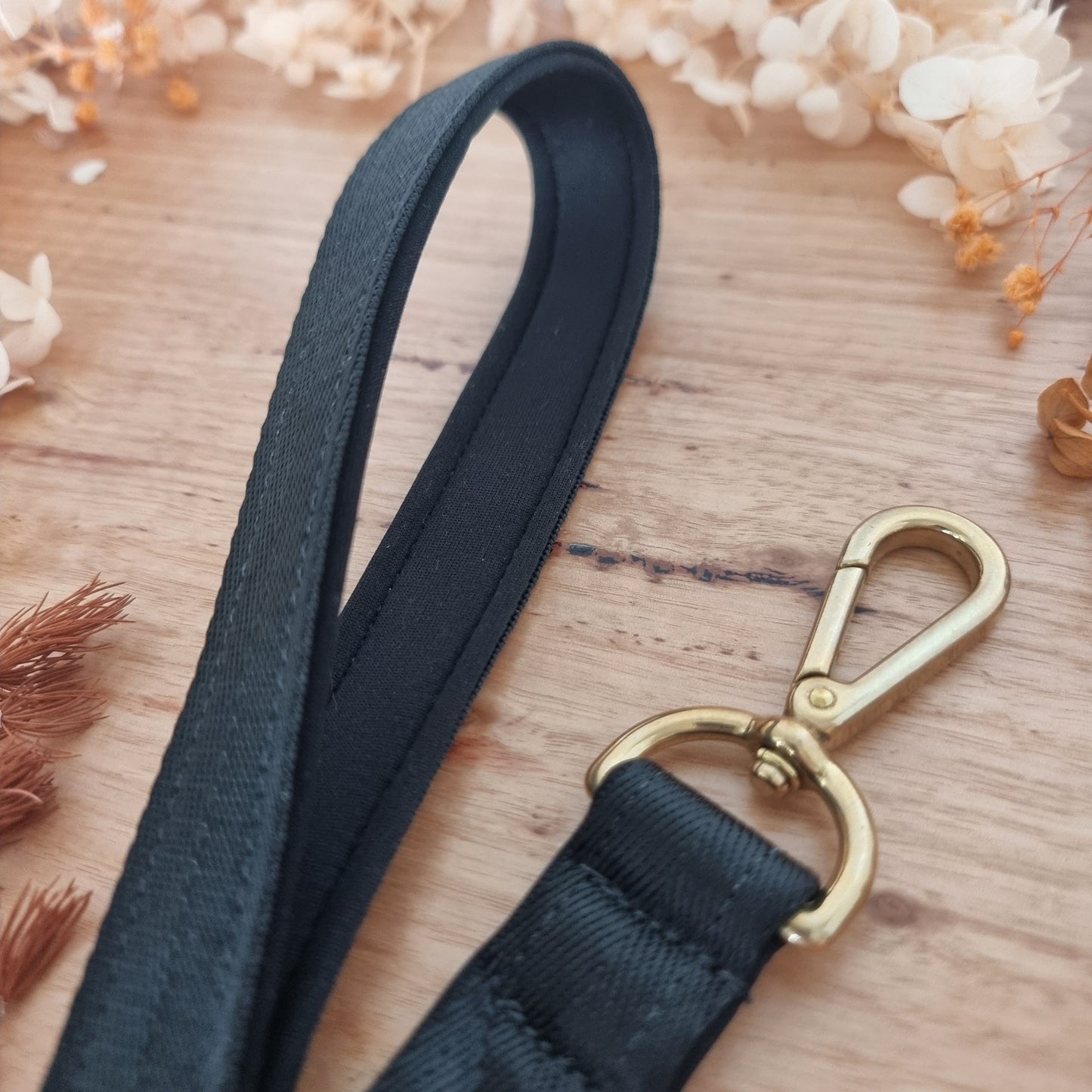Black dog leash - neoprene padded