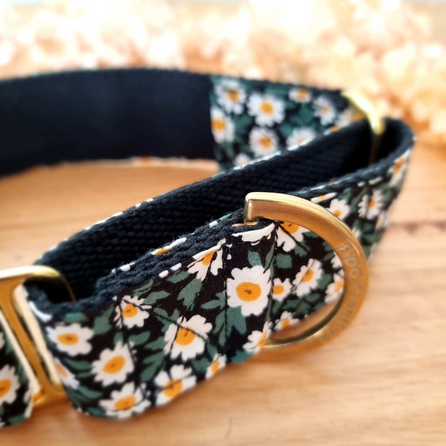 Green daisy martingale collar | Floral | Dog collar | Greyhound collar | Whippet collar | Solid brass | Rose gold | Collar | Girly | Black