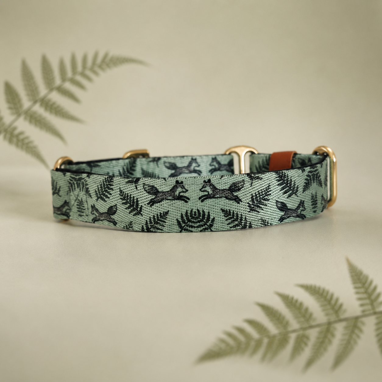 Personalised Fox & Fern Martingale Collar – Green Woodland Dog Collar